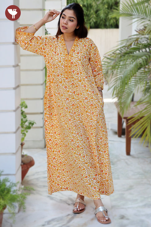 60’s Cotton V-Neck Full Sleeved Kaftan In Floral Print