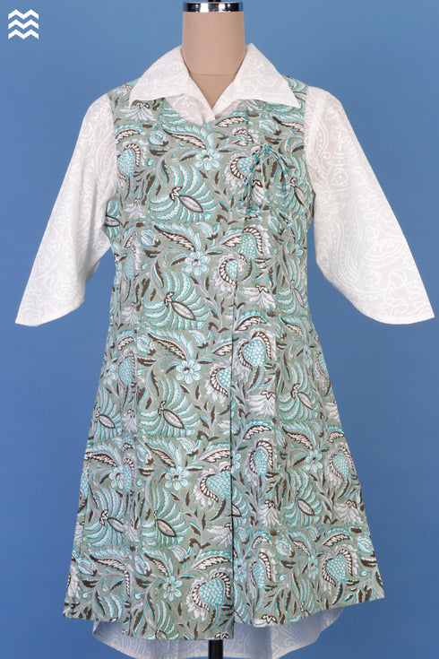 20sCotton Tilda Sleeveless Jacket In Floral Block Print