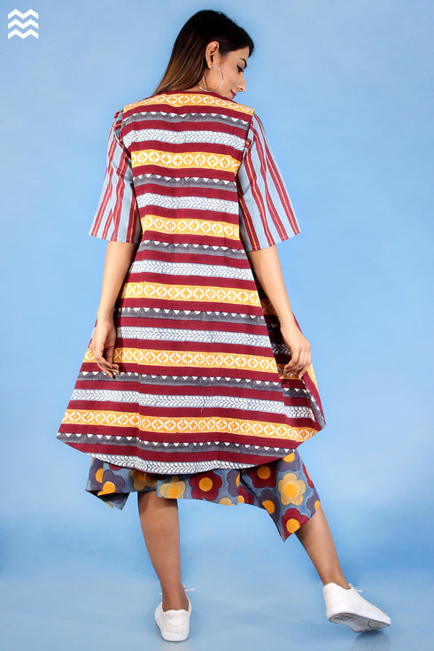 Khaadi Cotton Sleeveless Oliver Jacket In Wine And Orange Graphic Block Print