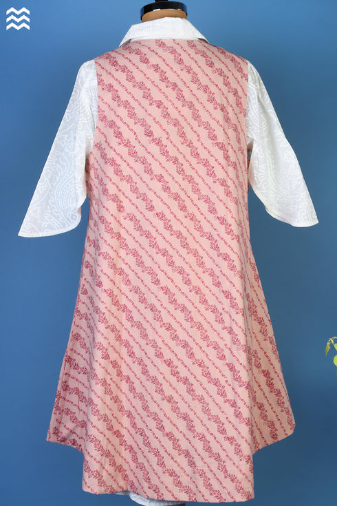 Khaadi Cotton Sleeveless Oliver Jacket In Graphic Block Print