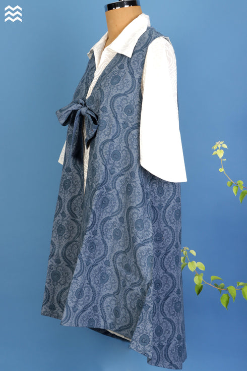 Khaadi Cotton Sleeveless Oliver Jacket In Block Print