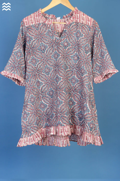 Mulmul Cotton Pete Top In Graphic Block Print