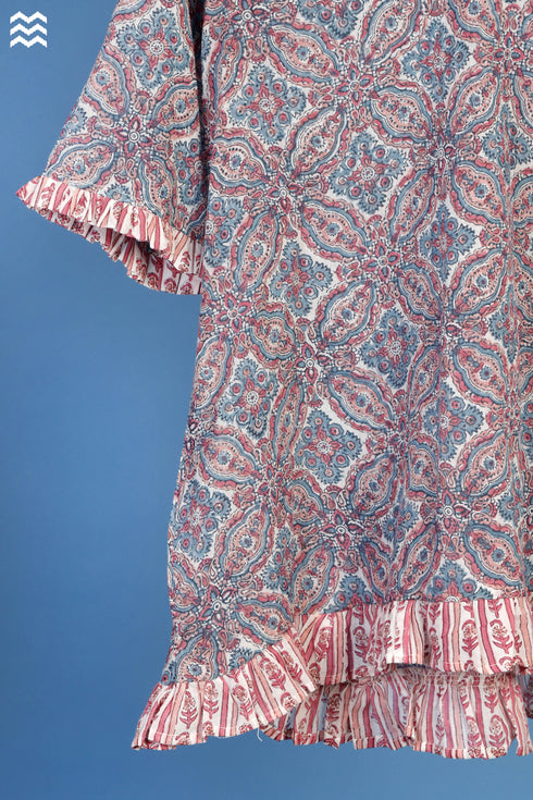 Mulmul Cotton Pete Top In Graphic Block Print