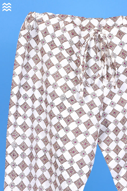 Cambric Cotton Rose Pant In Booti Block Print