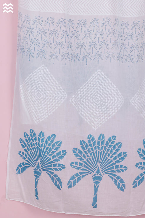 Mulmul Cotton Wrap In Graphic Block Print