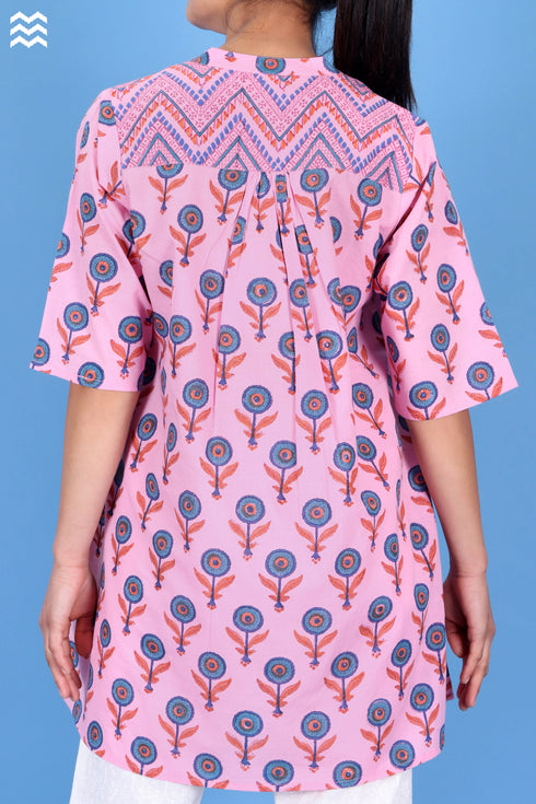 Slub Cotton Pete Top In Graphic Block Print