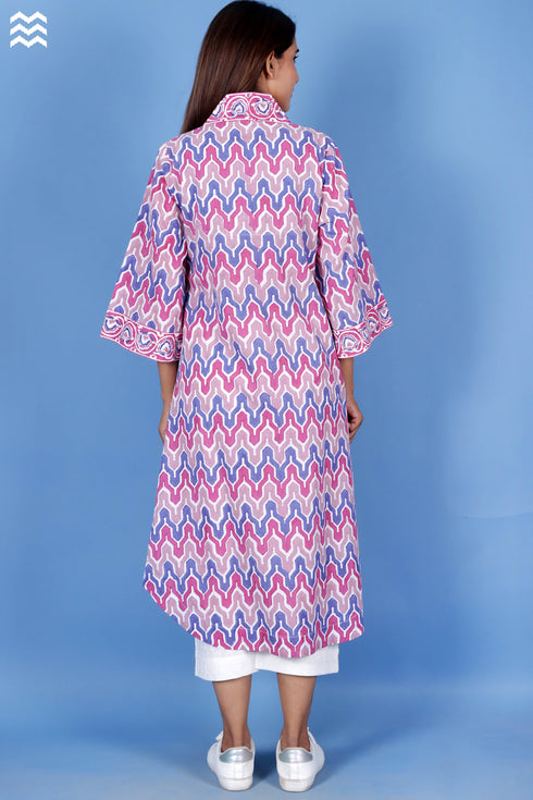 Cotton Slub Classic V-neck Top In Graphic Block Print