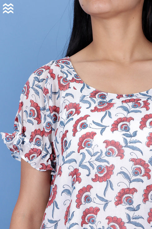 Mulmul Cotton Pete Top In Floral Block Print