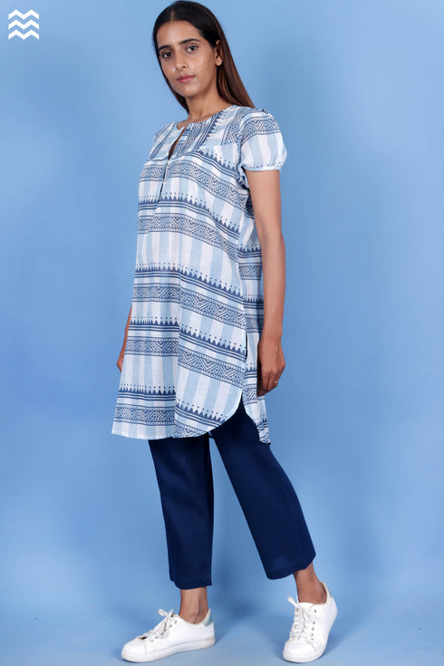 Mulmul Cotton June Top In Graphic Print
