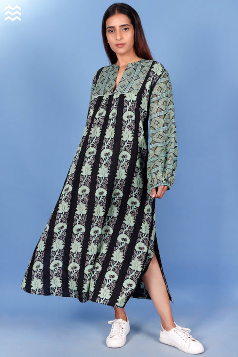 Joplin Dress In Assorted Block Print