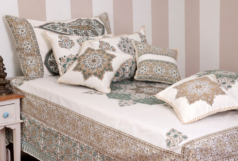 20s Cotton Cushion Cover In Graphic Block Print