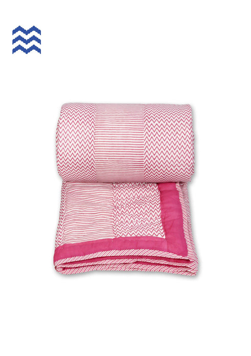 Mulmul Cotton Quilt In Graphic Block Print