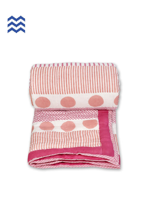 Mulmul Cotton Quilt In Graphic Block Print