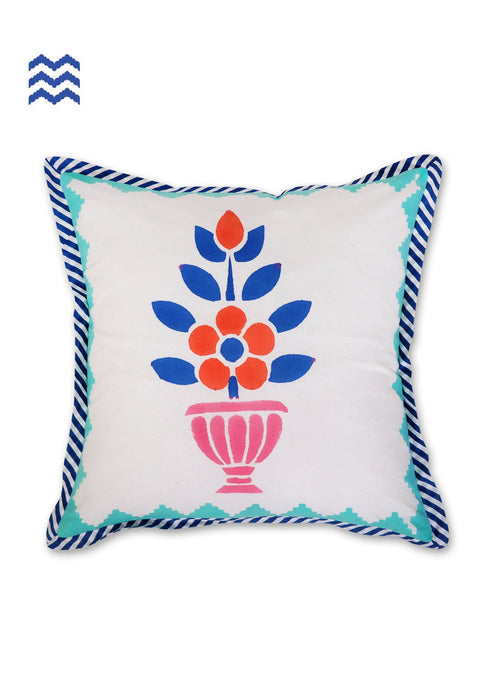20s Cotton Cushion Cover In Graphic Block Print