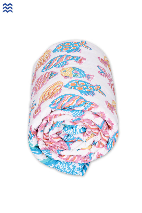 Mulmul Cotton Quilt In Graphic Block Print