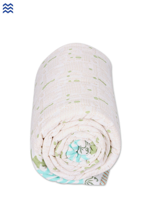 Mulmul Cotton Quilt In Graphic Block Print