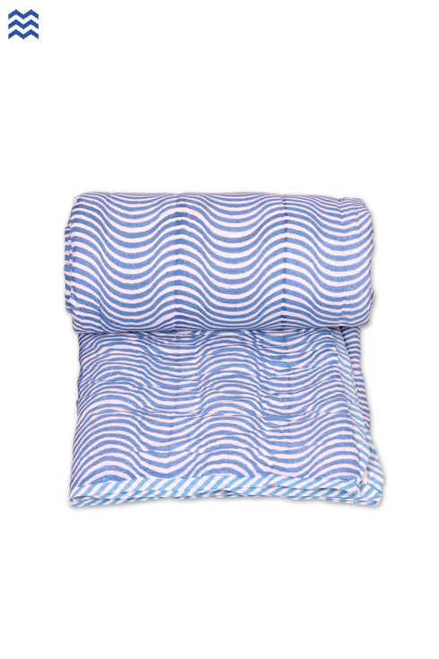 Mulmul Cotton Quilt In Graphic Block Print