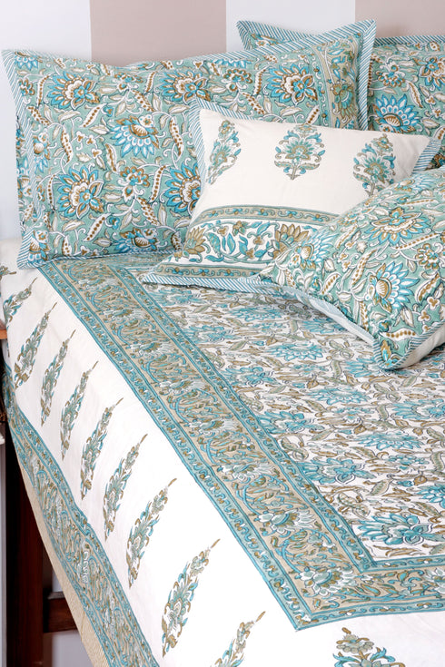 20s Cotton KING SIZE Bed Cover In Floral Block Print