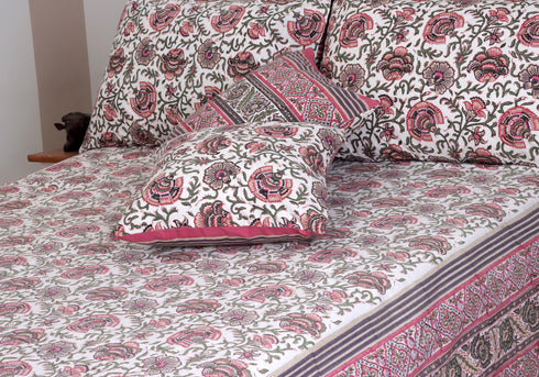 40s Cotton Pillow Cover In Lilac and Magenta Floral Print
