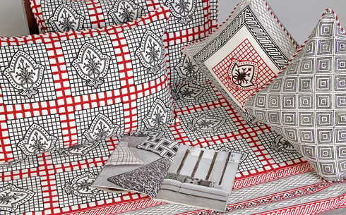 20s Cotton Bed Cover In Graphic Block Print