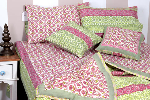 20s Cotton KING SIZE Bed Cover In Geometric Block Print
