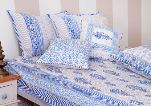20s Cotton KING SIZE Bed Cover In Floral Block Print