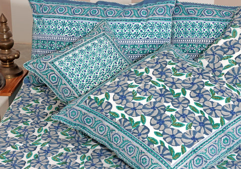 20s Cotton KING SIZE Bed Cover In Floral Block Print