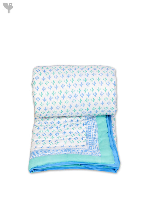 Mulmul Cotton Quilt In Geometric Block Print