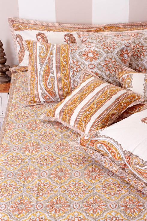 Mulmul Cotton Quilt in Floral Block Print