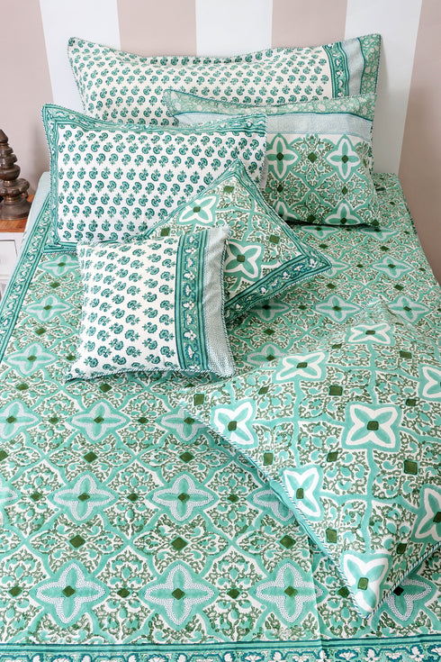 40s Cotton Pillow Cover in Floral Block Print