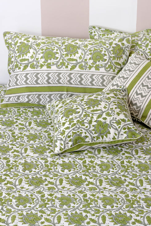 20s Cotton KING SIZE Bed Cover in Floral Block Print