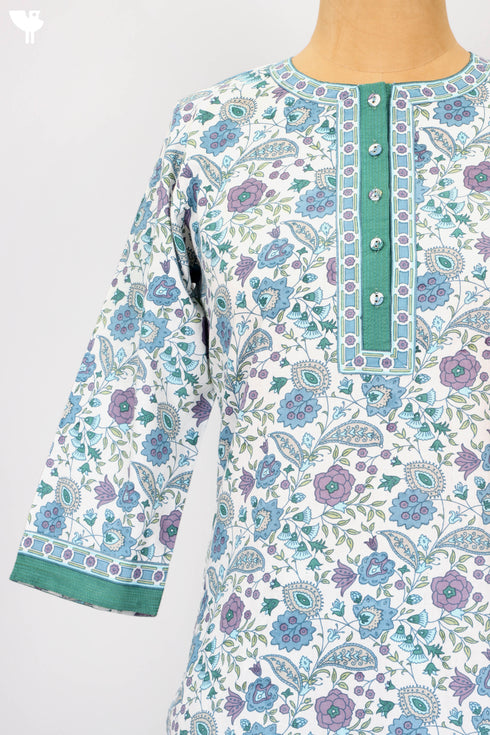 Cambric Cotton Kurta And Pant Set In Floral Print