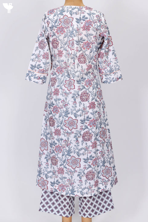 Cambric Cotton Kurta And Pant Set In Floral Print