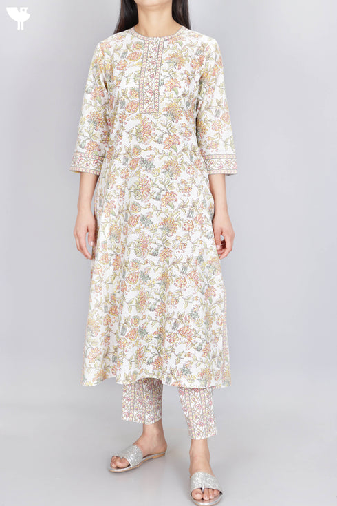 Cambric Cotton Kurta And Pant Set In Graphic Print