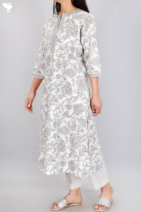 Cambric Cotton Kurta And Pant Set In Floral Print