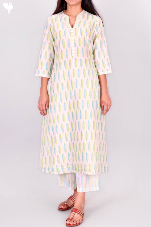 Chanderi Silk Kurta With Dupatta In Graphic Block Print