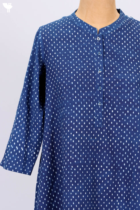 Cambric Cotton Kurta And Pant Set In Indigo Block Print