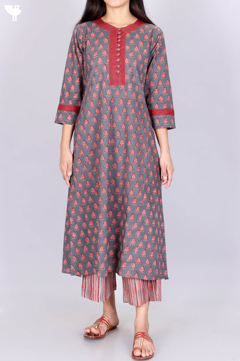 Cambric Cotton Kurta And Pant Set In Floral Print