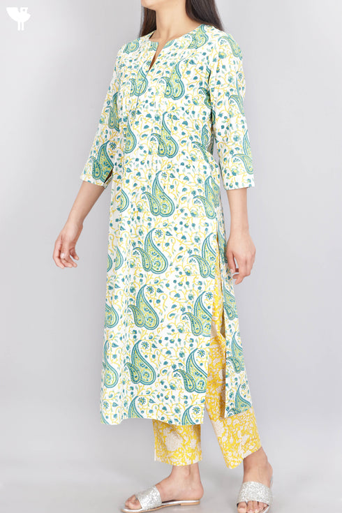 Cambric Cotton Kurta And Pant Set In Floral Block Print
