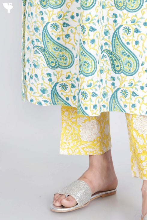 Cambric Cotton Kurta And Pant Set In Floral Block Print