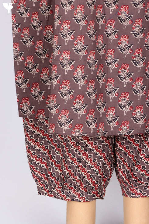 Cambric Cotton Kurta And Pant Set In Natural Block Print