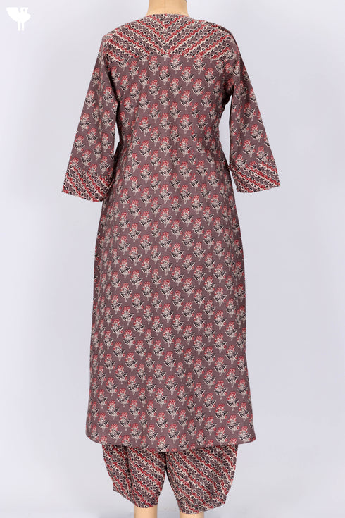 Cambric Cotton Kurta And Pant Set In Natural Block Print