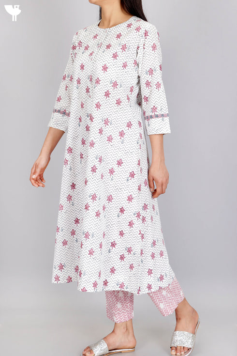 Slub Cotton Kurta And Pant Set In Floral Print