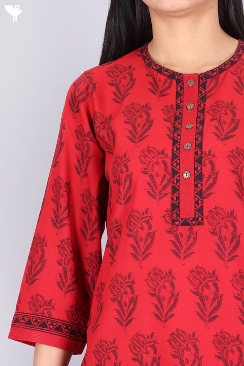 Bizzy Lizzy Kurta Pant Set With Chiffon Dupatta InFloral Block Print