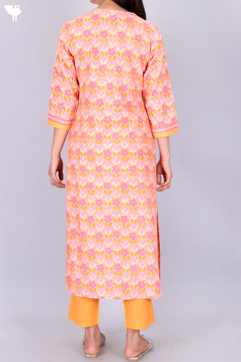 Bizzy Lizzy Kurta Pant Set With Chiffon Dupatta In Block Print