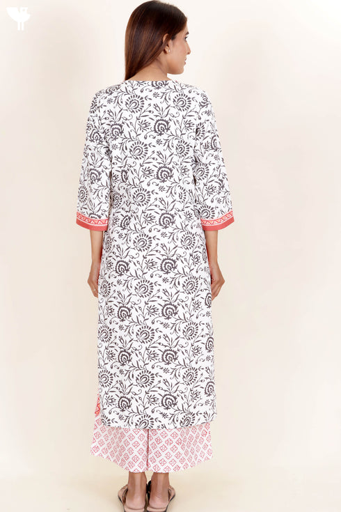 Bizzy Lizzy Kurta And Pant Set With Chiffon Dupatta In Block Print