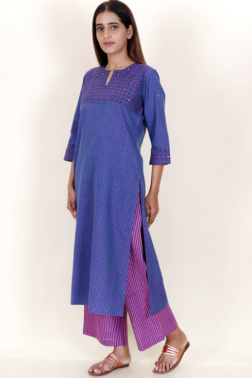 Mangalgiri Kurta, Pant And Dupatta Set With Sequins