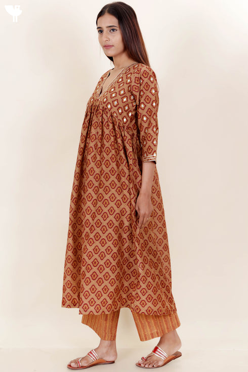 Cotton Silk Kurta With Pant In Block Print