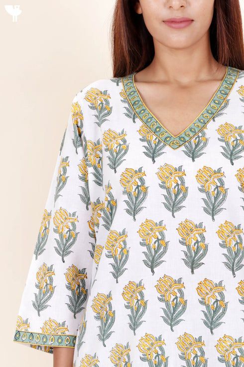 Cotton Kurta And Pant Set In Block Print