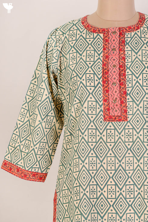 Terry Voile Kurta And Chiffon Dupatta Set In GeometricBlock Print